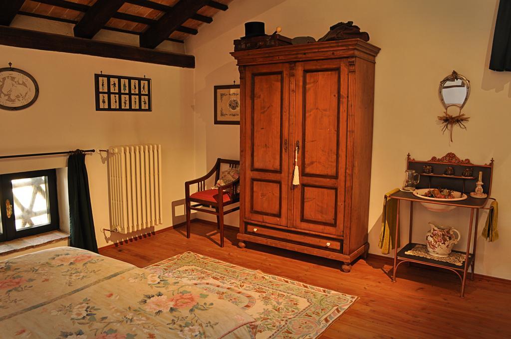 B&B Casa Medievale Del Mugnaio Strassoldo Quarto foto